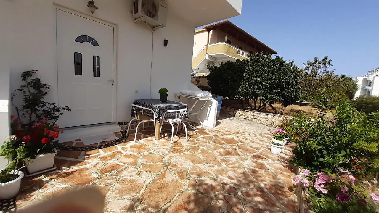 Villa Zotaj Ksamil Apartment