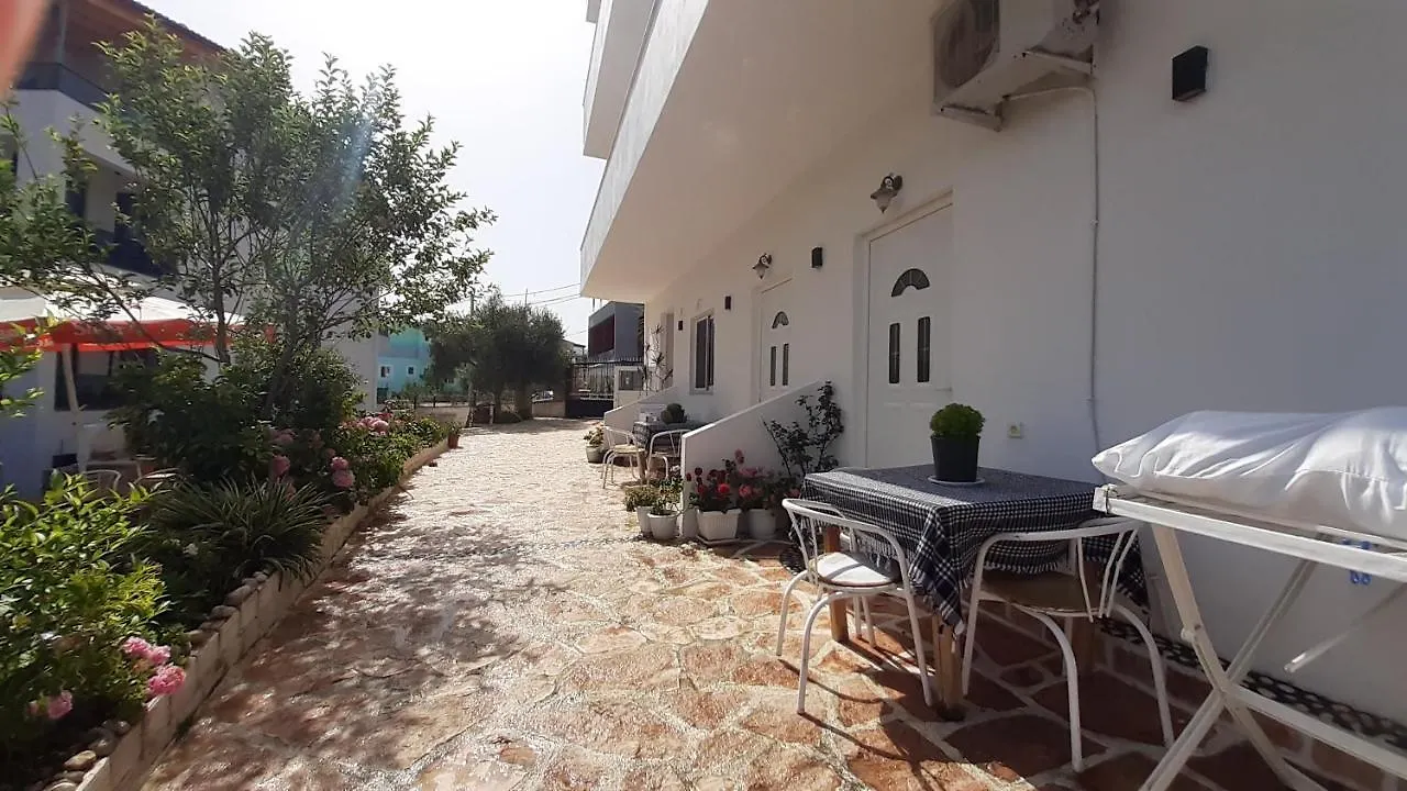 Villa Zotaj 사밀
