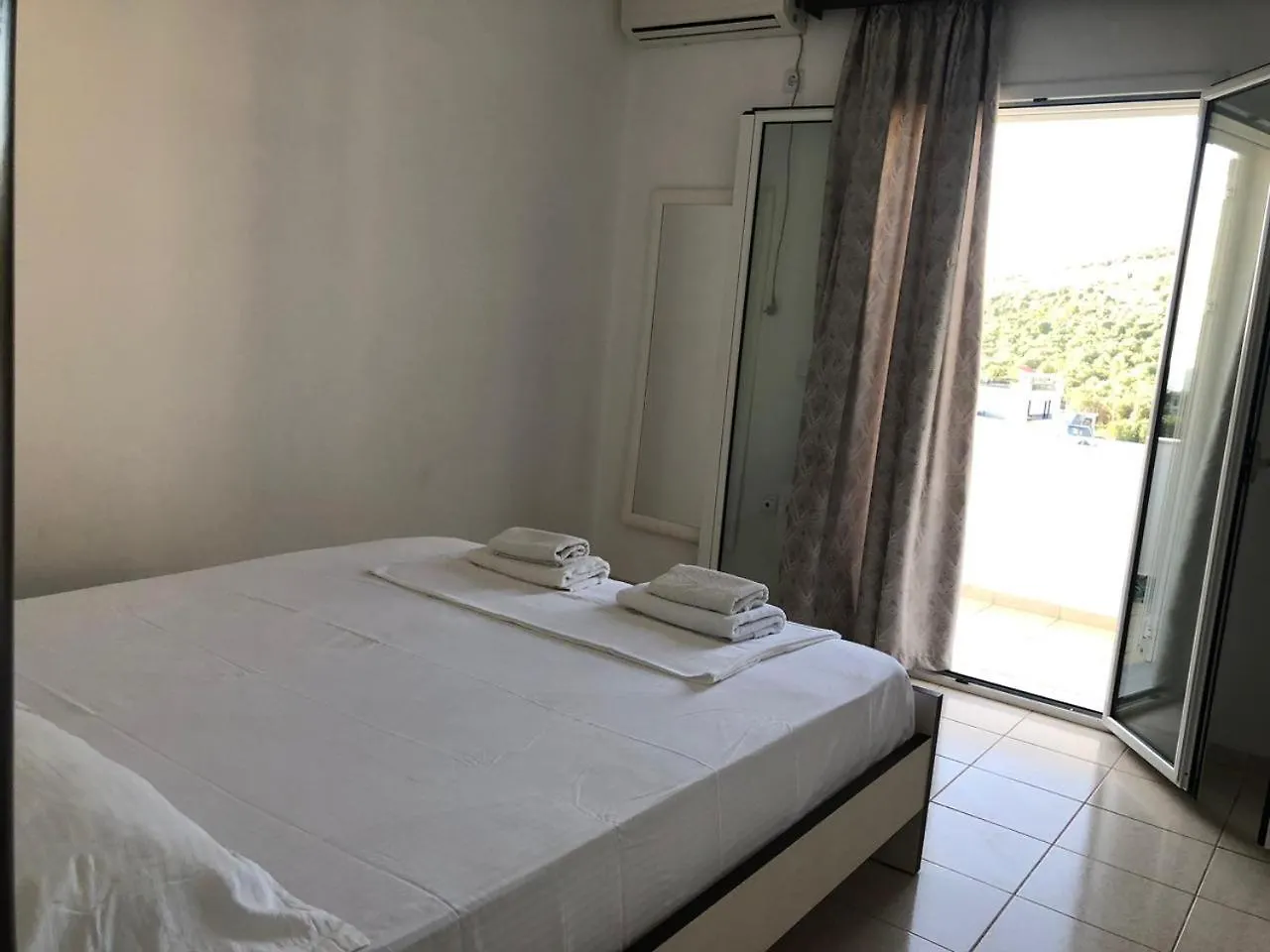 Apartment Villa Zotaj Ksamil Albania